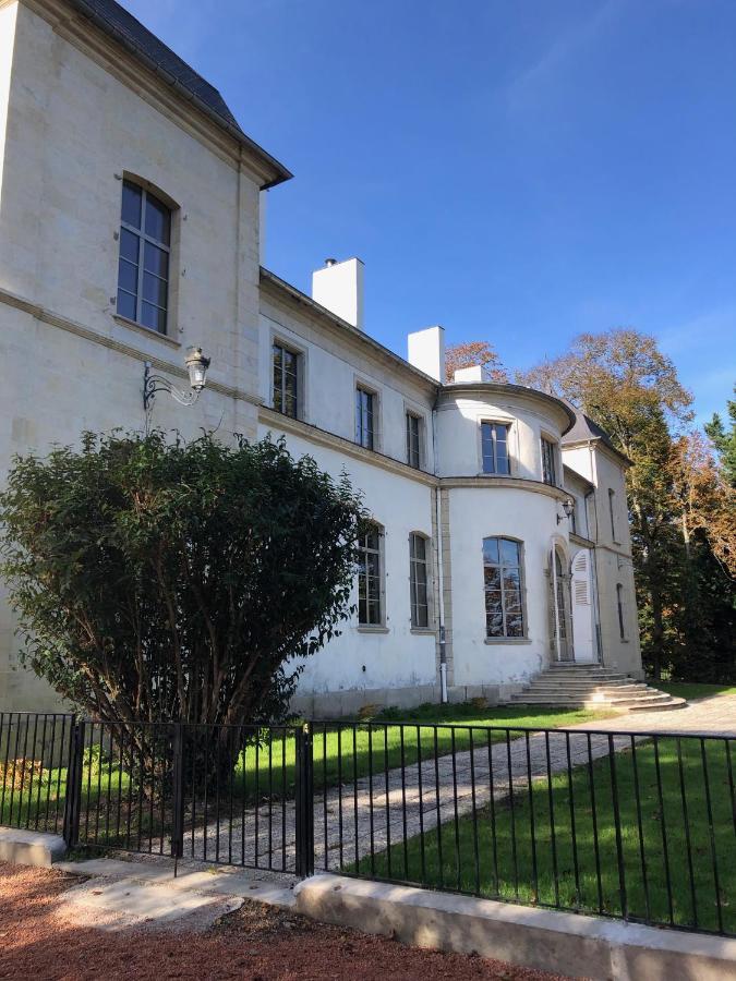 Chateau De Charmeil- Vichy Chambres D'Hotes Exterior foto